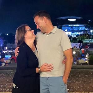 Meet your Posher, Casey